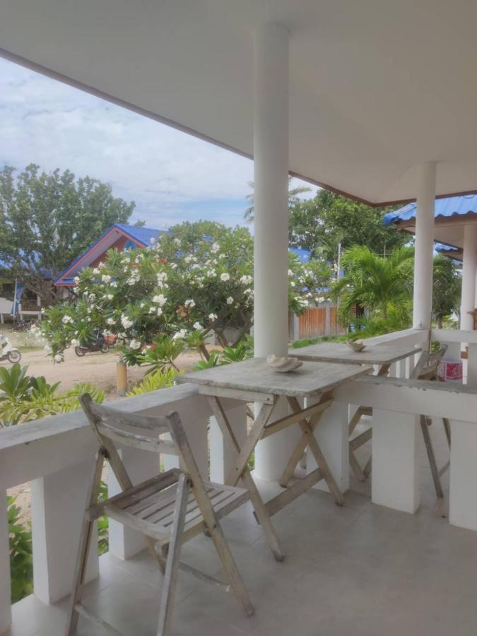 O'Chai Bungalows Koh Tao Exterior photo